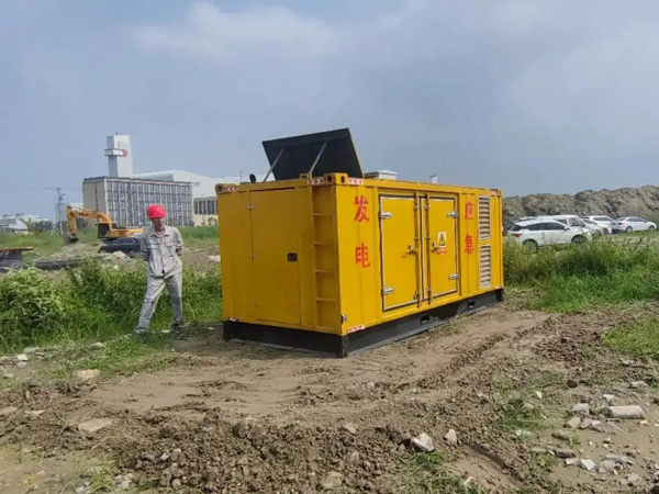 扎赉诺尔如何判断柴油发电机组的电瓶是否处于充满电状态?