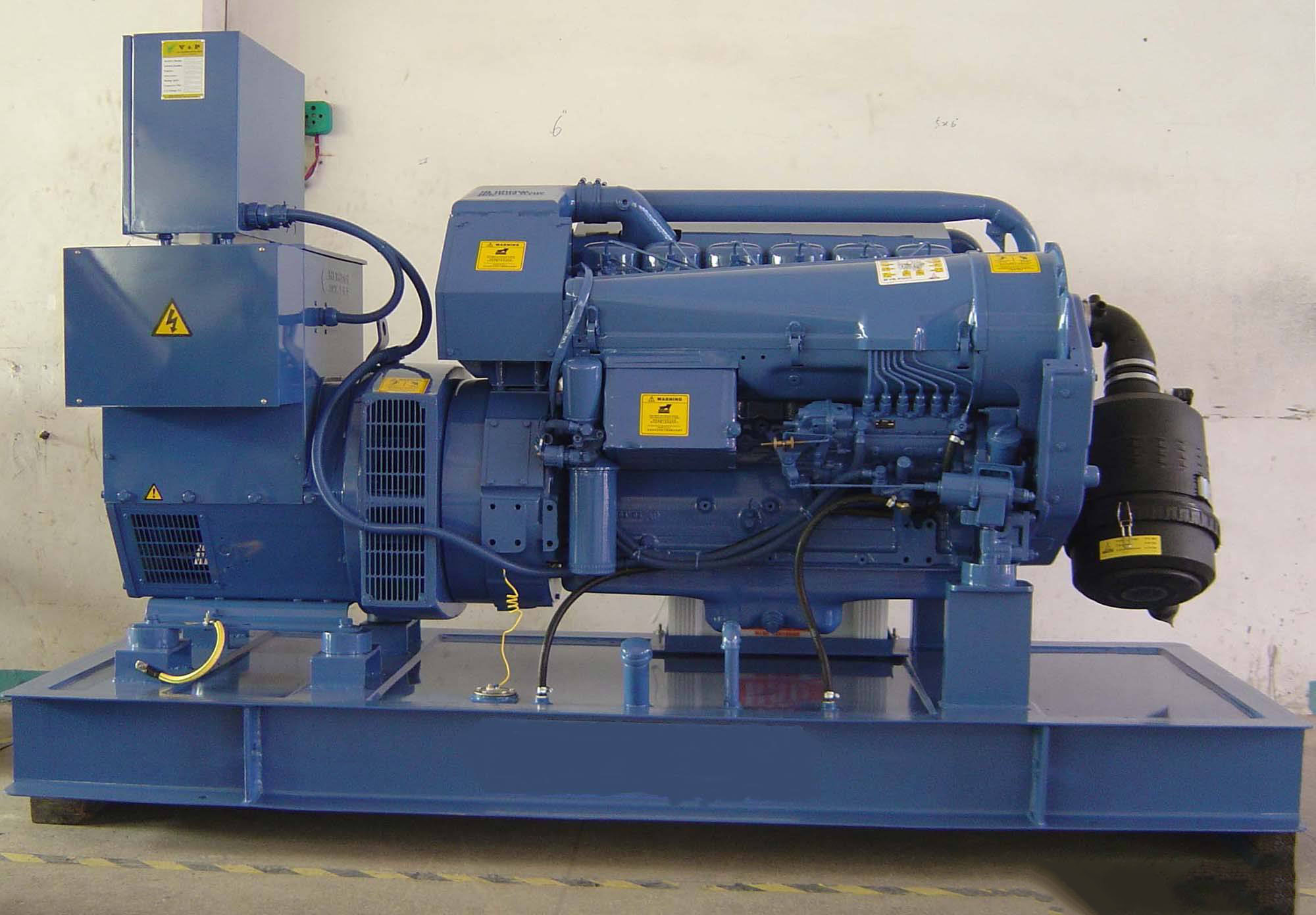 扎赉诺尔汽油发电机组冬季启动前，电瓶需要做哪些检查和维护？