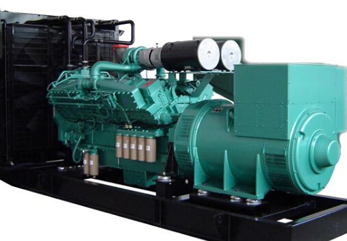 扎赉诺尔冬季柴油发电机组启动前应进行哪些预热操作？